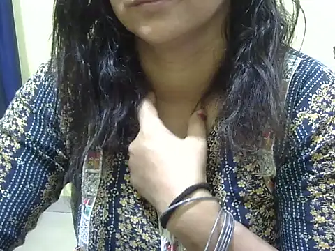 Your cutiepie  online show from 27, 10, 2025