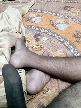 Yashkumar 0697 online show from 4, 12, 2025