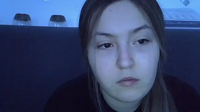 Eloise Celine online show from 10, 2, 2025