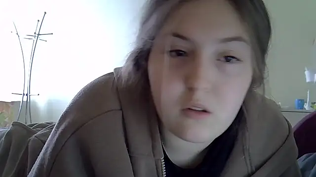 Eloise Celine online show from 10, 2, 2025