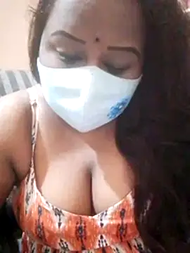 Snapshot of dolly_telugu01 chatting on 7, 5, 2026 dolly telugu01 online show from 7, 5, 2026