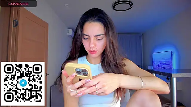 EmiliaZen online show from 24, 11, 2025