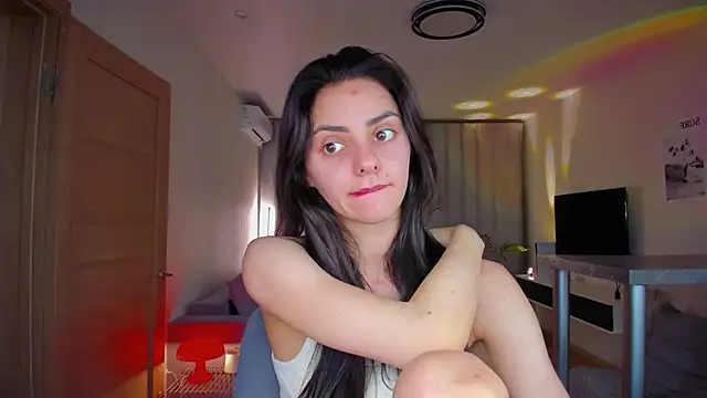 EmiliaZen online show from 3, 4, 2026