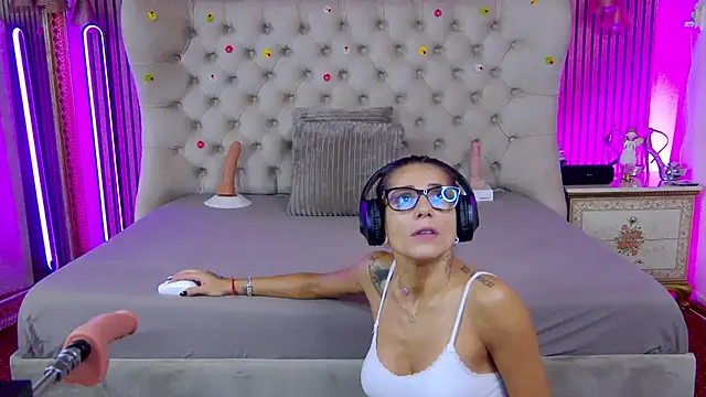 PlayfulShow online show from 15, 10, 2025