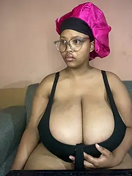 Snapshot of NonoGotBoobies chatting on 14, 3, 2025 NonoGotBoobies online show from 14, 3, 2025