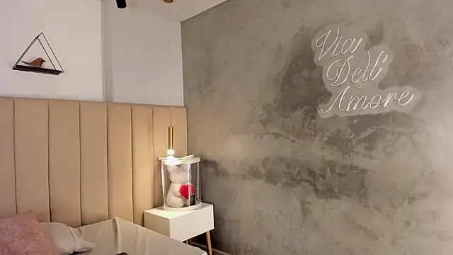 Snapshot of Zoee_monroe chatting on 11, 2, 2026 Zoee monroe online show from 11, 2, 2026