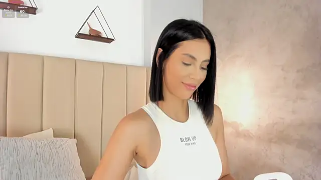 Zoee monroe online show from 18, 3, 2025