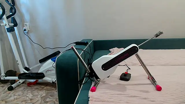 Snapshot of FetishLady89 chatting on 21, 2, 2025 FetishLady89 online show from 21, 2, 2025