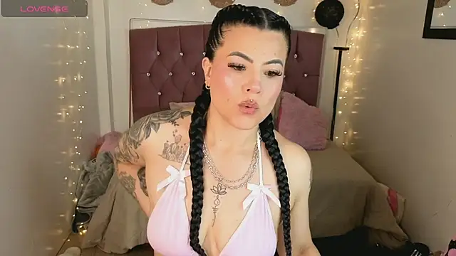 lizha milf online show from 27, 3, 2026