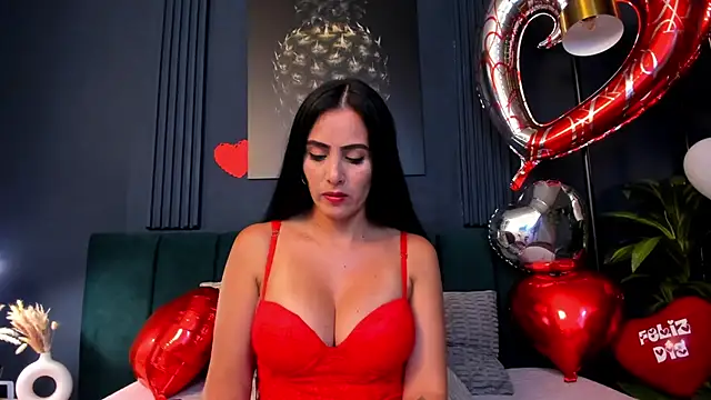 scarlet edwars online show from 14, 2, 2025