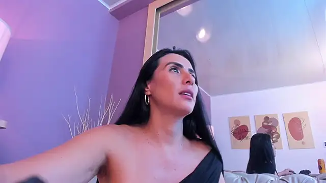 scarlet edwars online show from 22, 2, 2025