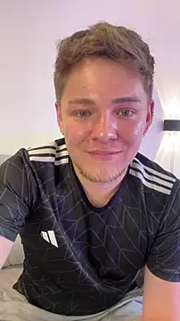 Angel Montiell online show from 5, 11, 2025