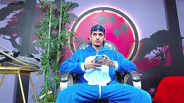 Dirty Kingg online show from 18, 11, 2025