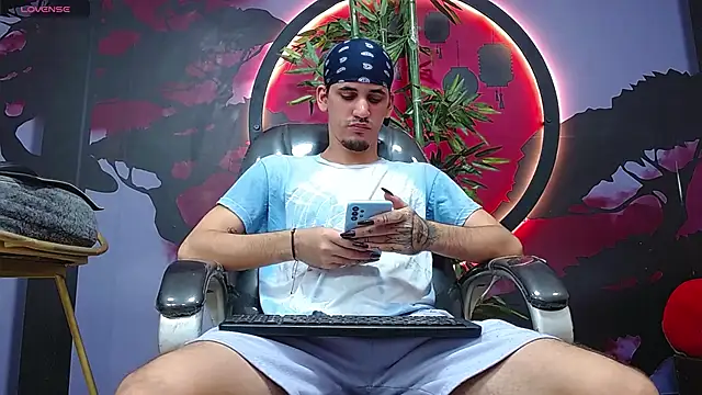 Dirty Kingg online show from 17, 11, 2025