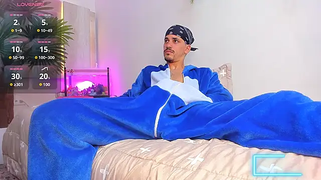 Dirty Kingg online show from 7, 10, 2025