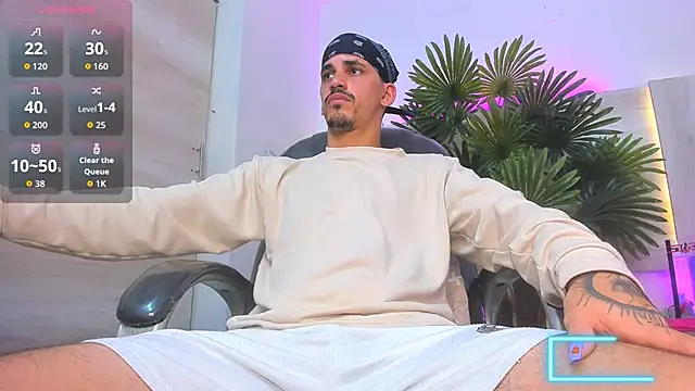 Dirty Kingg online show from 5, 10, 2025