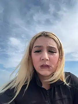 hotamanda01 online show from 27, 2, 2026