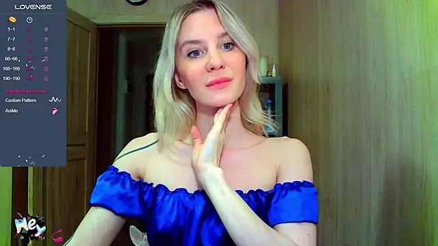 Caramel piegirl online show from 13, 9, 2025