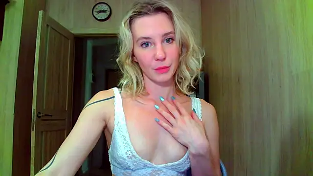 Snapshot of Caramel_piegirl chatting on 12, 7, 2026 Caramel piegirl online show from 12, 7, 2026
