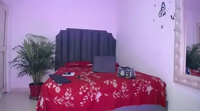 moree Queen online show from 5, 3, 2025