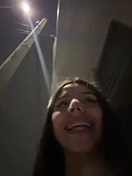 Snapshot of Laura-Khalifa chatting on 23, 2, 2025 Laura-Khalifa online show from 23, 2, 2025