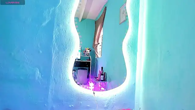 Abbiee 8 online show from 14, 3, 2025