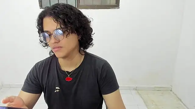 Diane blossom online show from 4, 12, 2025