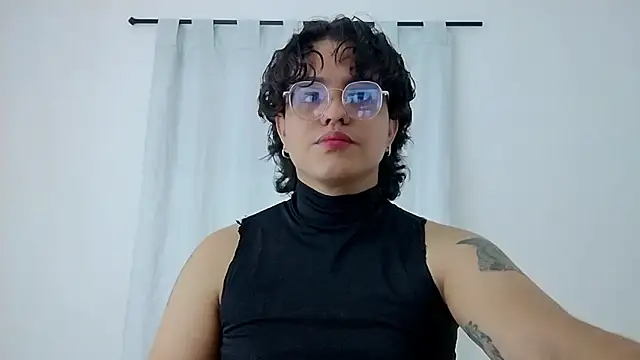 Snapshot of Diane_blossom chatting on 4, 2, 2026 Diane blossom online show from 4, 2, 2026