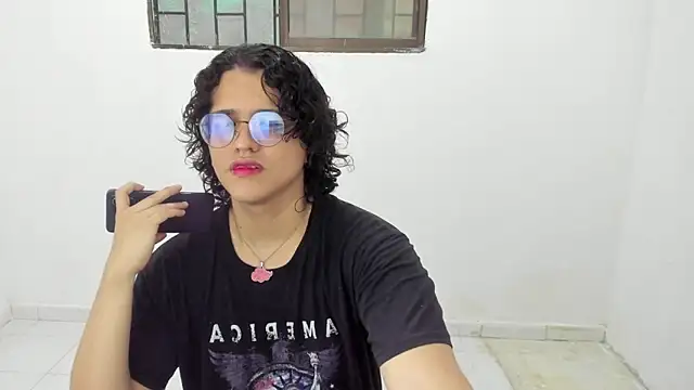 Diane blossom online show from 5, 12, 2025