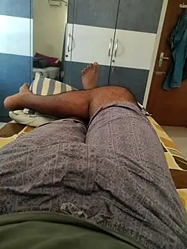 Tamil small cock online show from 26, 4, 2026