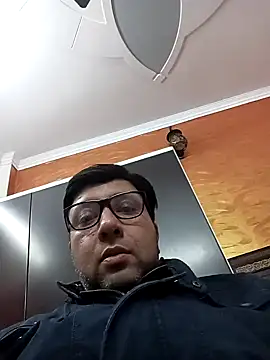 innocentboy1987 online show from 18, 2, 2025