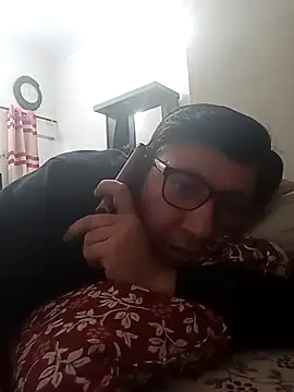 innocentboy1987 online show from 27, 2, 2025