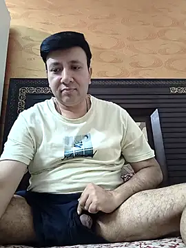 innocentboy1987 online show from 4, 5, 2026