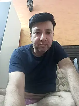 innocentboy1987 online show from 3, 5, 2026