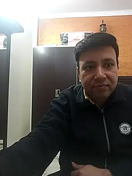 innocentboy1987 online show from 22, 12, 2025