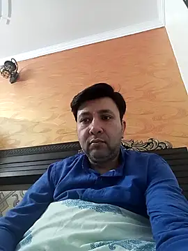 innocentboy1987 online show from 10, 4, 2026