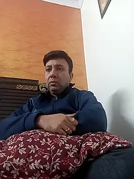 innocentboy1987 online show from 18, 12, 2025