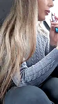 Snapshot of risky_emma_perfect02 chatting on 1, 3, 2025 risky emma perfect02 online show from 1, 3, 2025