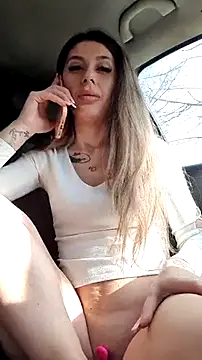 Snapshot of risky_emma_perfect02 chatting on 24, 2, 2025 risky emma perfect02 online show from 24, 2, 2025