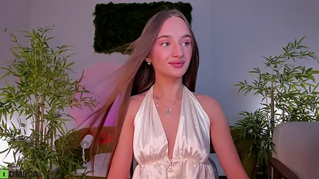 Snapshot of miiss__lulu chatting on 2, 7, 2026 miiss lulu online show from 2, 7, 2026