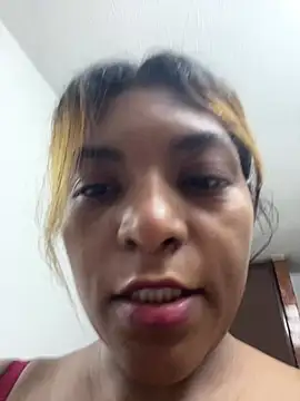 nicollesofia2 online show from 20, 5, 2026