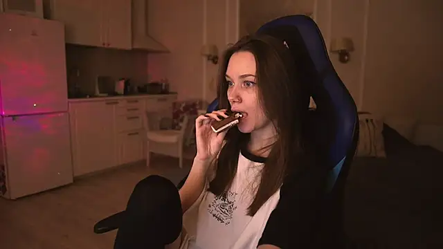 alexa feels  online show from 13, 3, 2025