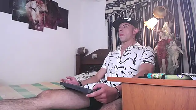 Bull Xvi online show from 8, 10, 2025