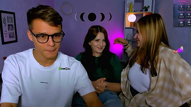 catherine kitty online show from 12, 9, 2025