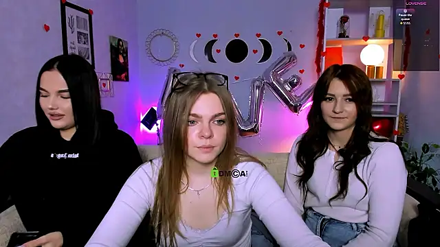 catherine kitty online show from 12, 2, 2026