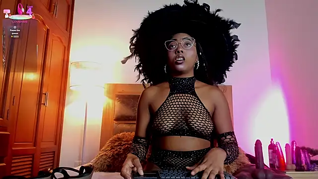 alejandra-cortes online show from 28, 10, 2025