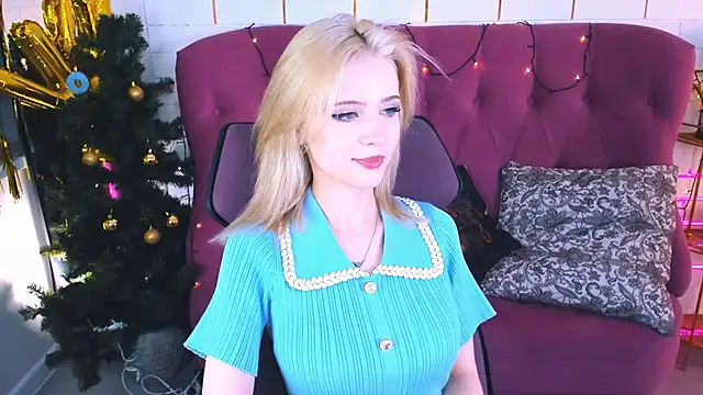 LeonaStane online show from 14, 12, 2025