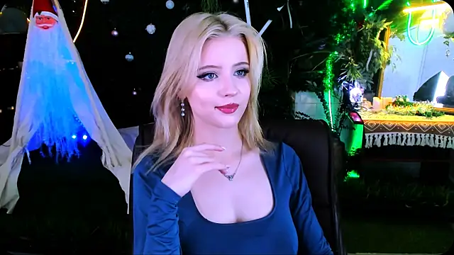 LeonaStane online show from 18, 12, 2025