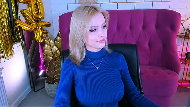 LeonaStane online show from 24, 10, 2025