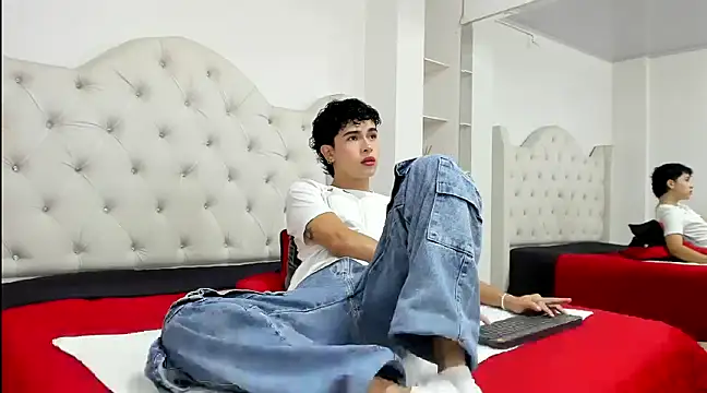 Aiiden 15 online show from 25, 2, 2025